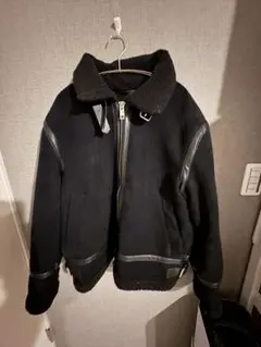 H &M ボア襟レザーアクセント黒ジャケットのサムネイル
