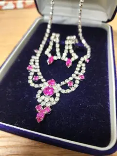 【美品】ウエディングアクセサリー ネックレスイヤリングセット