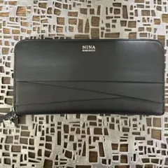 ニナリッチ 長財布　黒