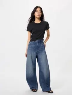 UNIQLO バギーカーブジーンズ 丈短め 67BLUE サイズ28