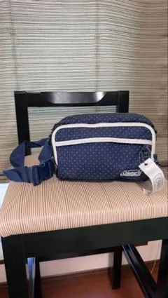 Coleman ボディバッグ ドット柄 ネイビー