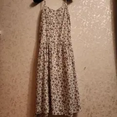 花柄キャミワンピース