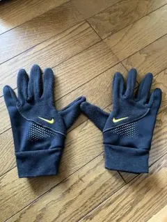 Nike フリース手袋 黒/イエロー