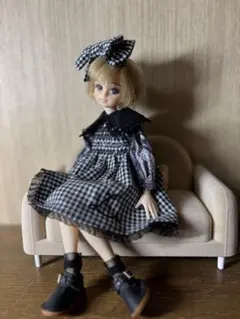 リカちゃんハンドメイド服　スモッキングとビーズのワンピースセット