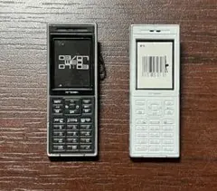 ガラケー 携帯 ミニチュア ドコモ D703i モバイルフィギュアコレクションのサムネイル