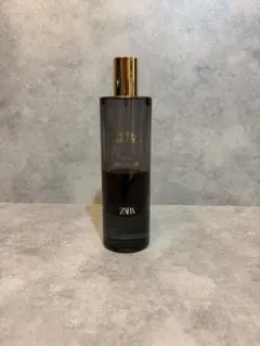ZARA VANILLA VIBRATION 香水のサムネイル