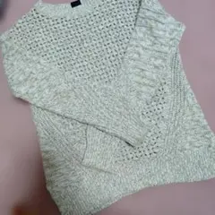 GAPクリーム色ニット長袖トップス