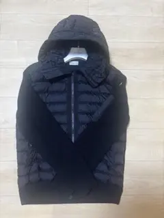 2024年製・極美品・L　MONCLER ハイブリッド　ニットダウンジャケットのサムネイル