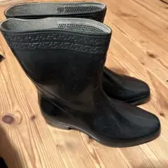 ブラックゴムレインブーツ
