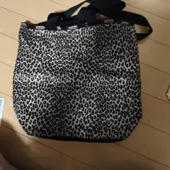 HENRY CHAPPELL ヒョウ柄ショルダーバッグ - メルカリ