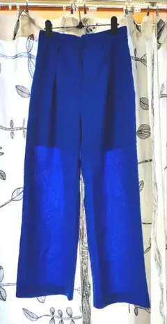 ROSE BUD 青色テクスチャー仕上げワイドパンツ