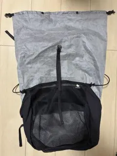 CANADA GOOSE Waist Pack 8833U6 ホワイト - メルカリ