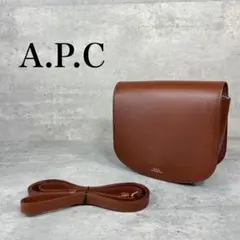 A.P.C アーペーセー ハーフムーン ショルダーバッグ クロスボディ レザー