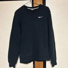 ナイキ　NIKE人気スウェットトレーナーSサイズ　ワンポイント刺繍ロゴ　ブラック