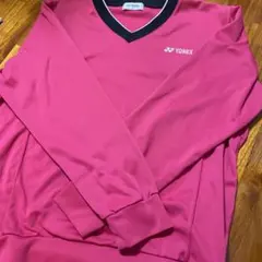 YONEX ピンク Vネック Mサイズ　ロンT