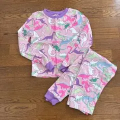 恐竜　パジャマ　ルームウェア　105〜120センチ