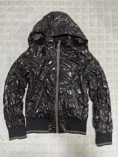 adidas ダウンジャケット フード付き
