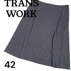 TRANS WORK ひざ丈スカート　総柄　幾何学模様 スカート 42