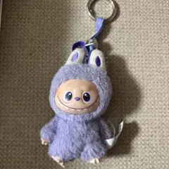 ラブブ　イニシャル？　ぬいぐるみペンダント