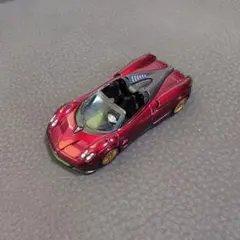 MINI GT 1/64 パガーニ ウアイラ ロードスター ロッソモンツァ