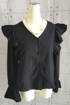 美品 fifth フリルVネックブラウス 黒 F 手洗い済 即日発送のサムネイル