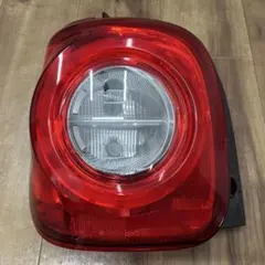 スズキ クロスビー 右 テールランプユニット - メルカリ