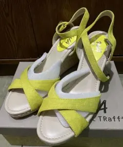 WAオリエンタルトラフィック　ストラップサンダル　イエロー