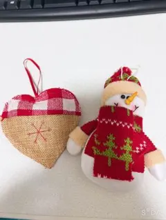 クリスマスオーナメント　フェルト製雪だるま、ハートのサムネイル