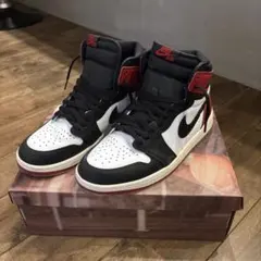 Nike Air Jordan 1 ハイカット つま黒
