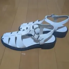 【新品】LE TALON ホワイト グルカサンダル Mのサムネイル