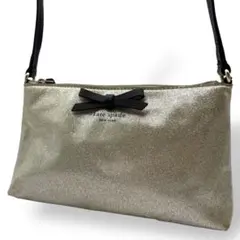 ケイトスペード ショルダーバッグ 斜め掛け エナメル シルバー系 リボン ロゴ