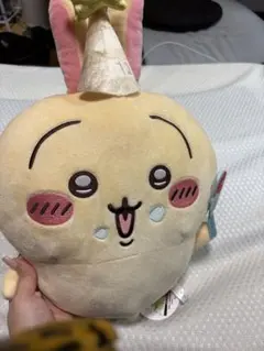 ウサギのキャラクターぬいぐるみ