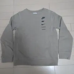 NIKE ベージュ トレーナー