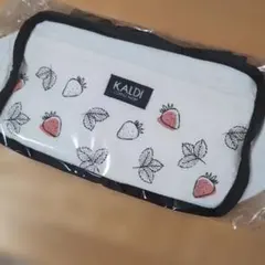 KALDI いちご柄 バッグ