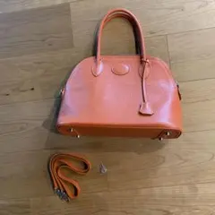 ねじねじサマ☆美品☆Brady オレンジ ショルダーバッグ - メルカリ