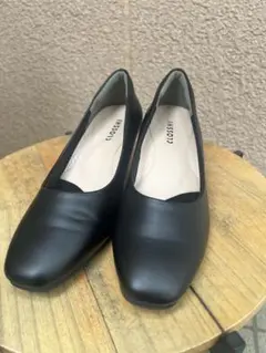 【美品】CLOSSHI クロッシー ブラック パンプス 22.5cm