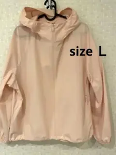 新品未使用　試着のみ　UNIQLO ポケッタブルUVカットパーカー　サイズＬ