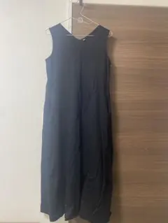 UNIQLO 黒 ノースリーブ ロングワンピース