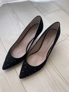Christian Louboutin スタッズ フラットシューズ38 - メルカリ