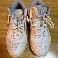 バッシュ アシックス ゲルフープV14