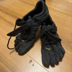 ビブラムファイブフィンガーズ Vibram V-Train 25.5センチのサムネイル