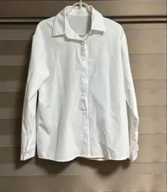 ホワイトシャツ