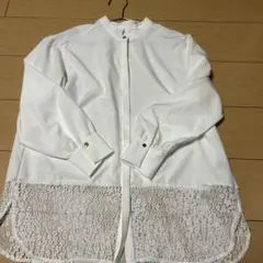 新品　ホワイト レース裾 長袖シャツ M