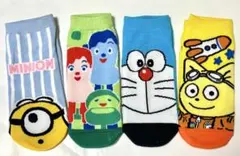 ラスト1セット　ドラえもん　ミニオン　イスのコッシー　人気番組　キャラ　ソックス