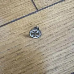 Item thumbnail for item e61b97c5-2f0e-460e-8ddd-bca1904a60f2