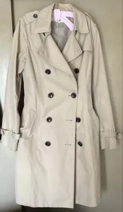 ナチュラルビューティーベーシック　トレンチコート