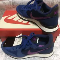 【NIKE】未使用 スニーカー インターナショナリスト ランニングシューズ 人気