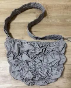 GU ギャザーショルダーバッグ　韓国風　グレー