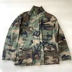 迷彩ミリタリーシャツ