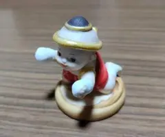 ムエタイ人形　SIRIN